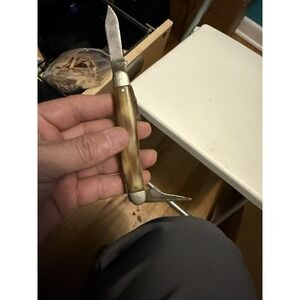 Wards Knife , 3 Blade , One‎ Is Broken
